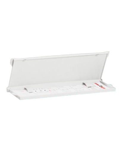 Карман для схем закрытый Legrand 036582 в Батайске Полки для шкафов и стоек Pintop.ru